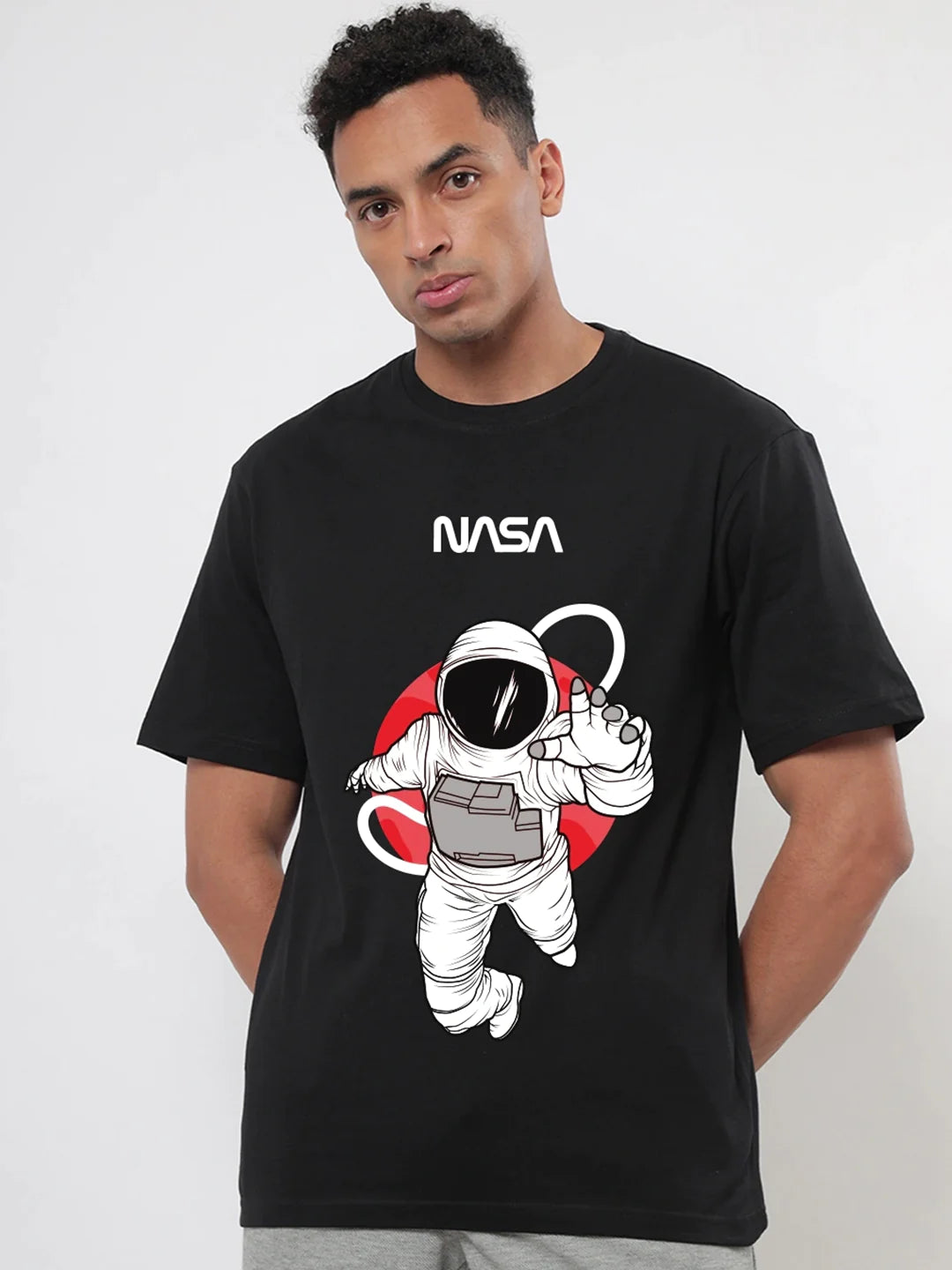 Men's Astronaut Oversized Black Graphic Tee